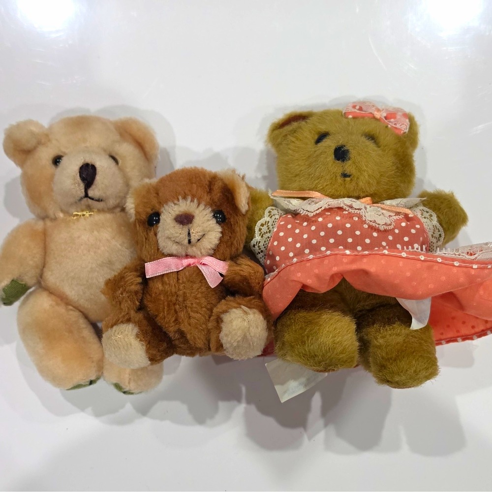 Lot of 3 Teddy Bear Plush Stuffed Animals Multicolor Small 2 to 4 in.